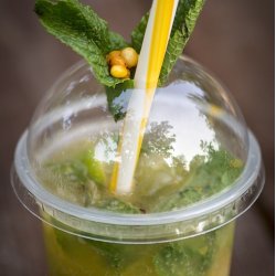 Drikkeklar saft - Hyldeblomst med havtorn