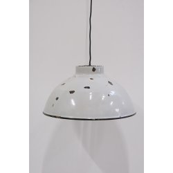 Spotty - Pendel med hvid patineret emalje