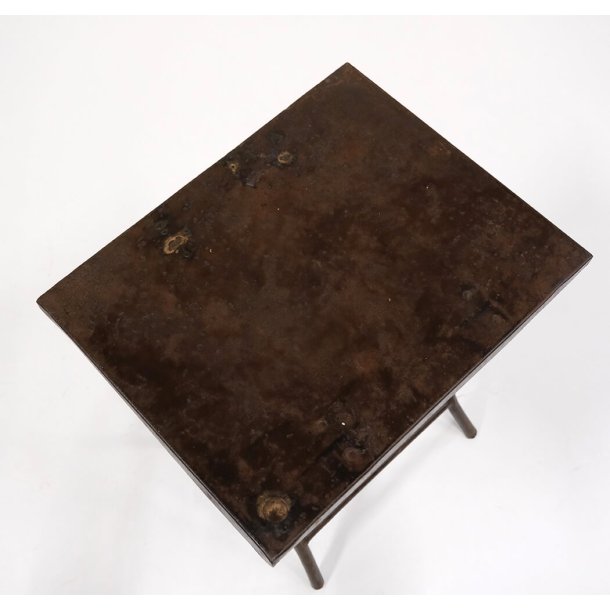 Funky - Cafbord i genbrugs metal