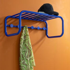 Flash - Hattehylde i marinebl metal med seks knager