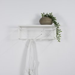 Dinex - Hattehylde i hvid metal og hvidt tr