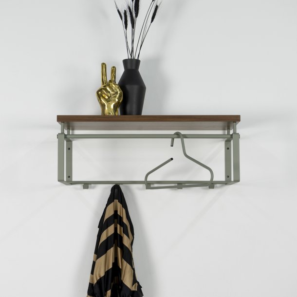 Dinex - Hattehylde i stvet grn metal og valnd