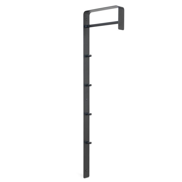 Artic - Hatthylla i svart metall, h�jd 115 cm.