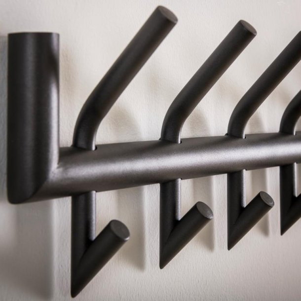 Tubs - Knagerkke i mat gr stl, otte knager med bredde 78 cm