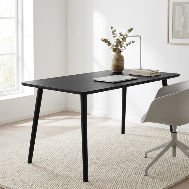 Dash - Skrivebord, sort h�jtrykslaminat, fire st�rrelser