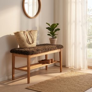 Hall - B�nk i lakeret eg