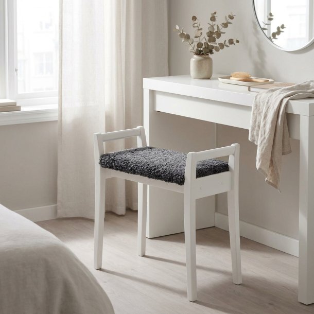  Soul � Vitlackad pall med en bredd p� 58 cm