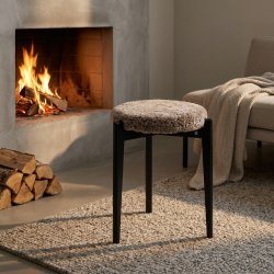 Assist - Taburet med sahara f�reskindss�de, syv forskellige finish