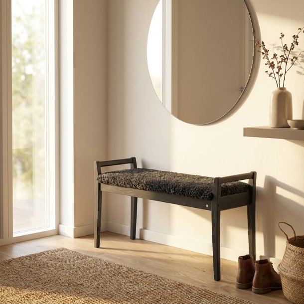 Meja - B�nk i sort eg med en bredde p� 98 cm