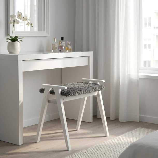 Elam - Taburet i hvidlakeret birk, fem forskellige s�der