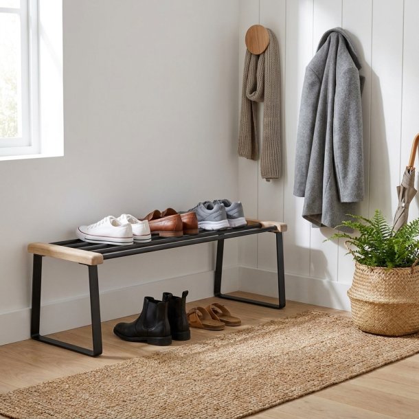Freja - Skohylde i massiv eg, med en bredde p� 90 cm