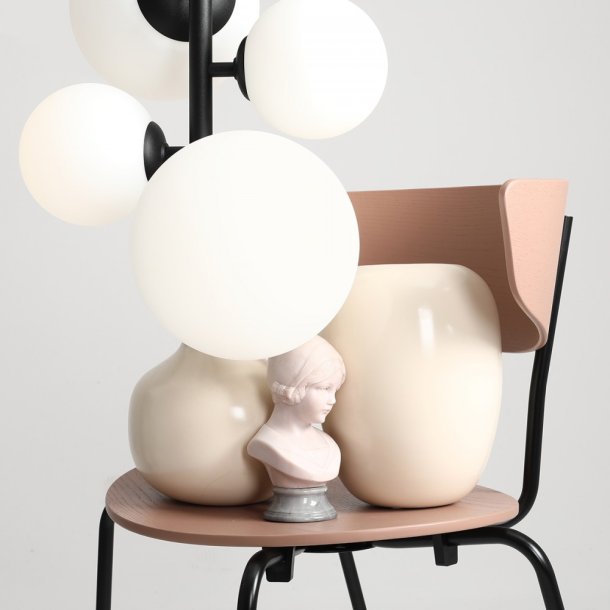 Dizzy - Loftlampe i sort metal og hvidt glas