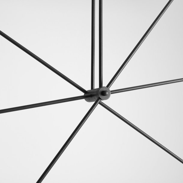 Point - Loftlampe i sort metal og seks hvide skrme