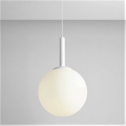 Stick - Loftlampe i hvid metal og glas,  40 cm. kuppel