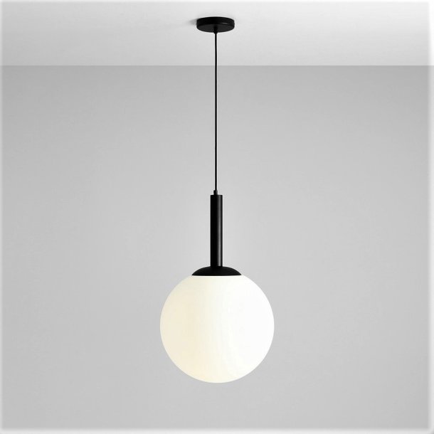 Stick - Loftlampe i sort og glas,  40 cm. kuppel