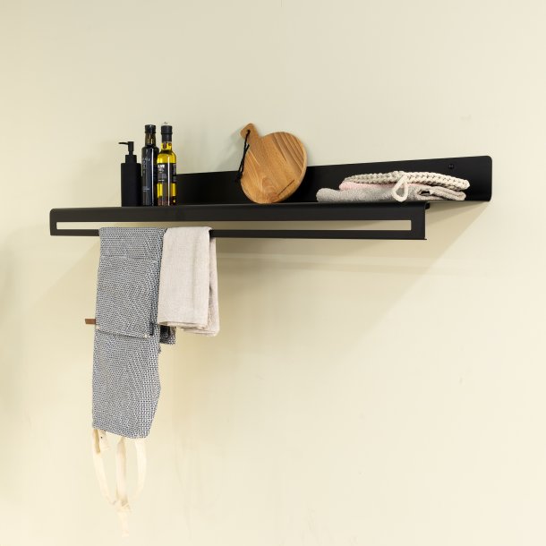 Say - Hattehylde i sort metal, bredde 120 cm.