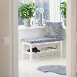 Hall - B�nk i hvidlakeret birk