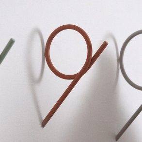 Tupaz - Tre krokar i orange metall, vlj mellan 3 storlekar