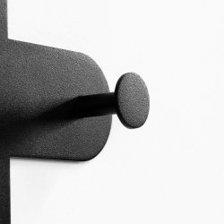 Compacto - Knager�kke i sort metal, bredde 66 cm.