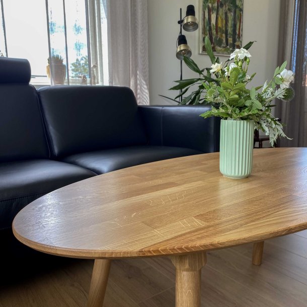  CT 10 - Ellipsformat soffbord i massiv ek