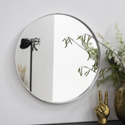 Fugaz - Spejl i hvid metal, diameter 60 cm.